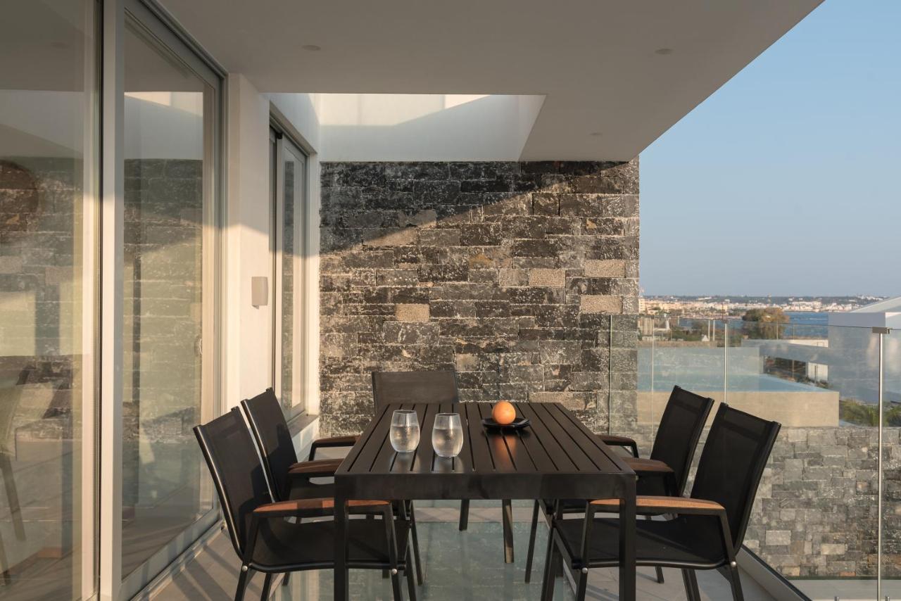 Zen Luxury Villas & Suites, By Thinkvilla แอร์ซอนิสซอส ภายนอก รูปภาพ